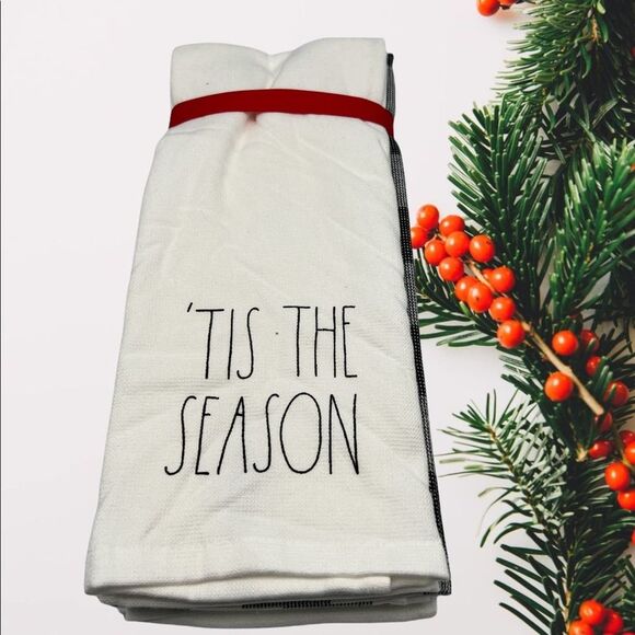 Rae Dunn Other - Rae Dunn TIS THE SEASON Hand Towels 3pk.